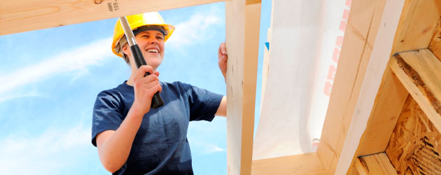 Soldiers help house family in need