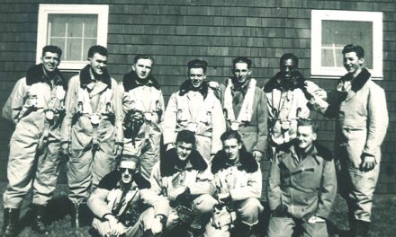 Racial barrier-breaking Canadian dies at age 90