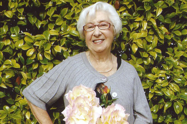 Sidney woman pens wartime memoirs