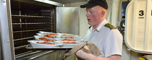 Feeding the crew of HMCS Regina
