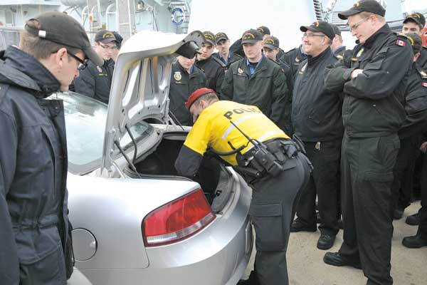 Military Police teach Force Protection