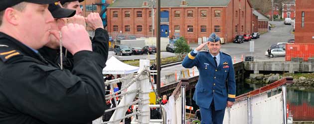 Top soldier bids Regina farewell