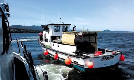 CF crew race to save sinking vessel