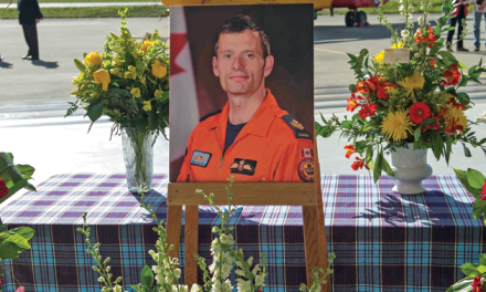 Comox says farewell to gentle giant