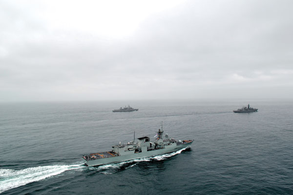 HMCS Vancouver furthers relations with Chile