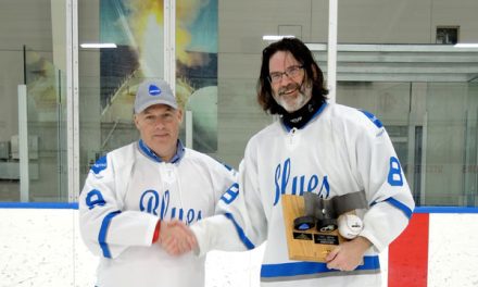 Babcock retains hockey title