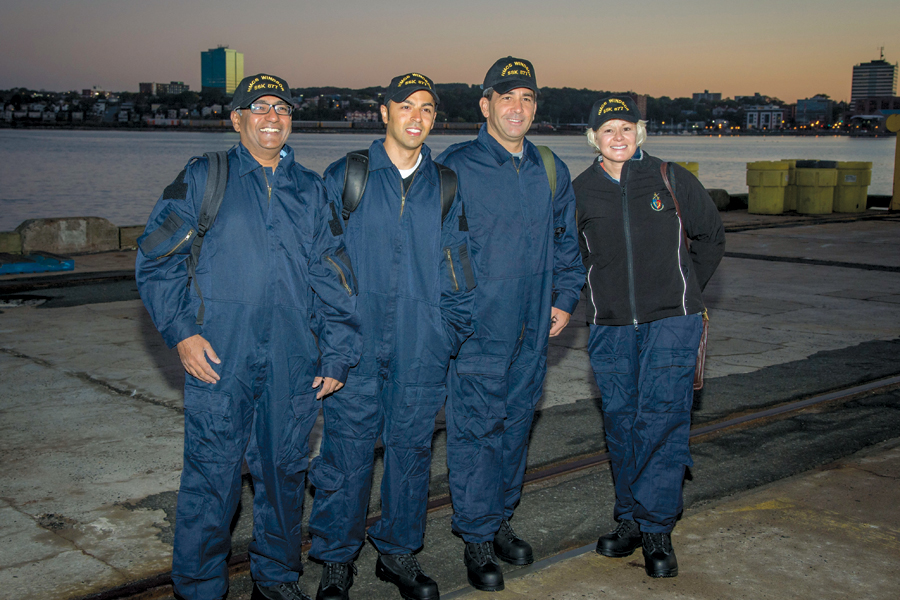Parliamentarians spend 24 hours under the waves in HMCS Windsor