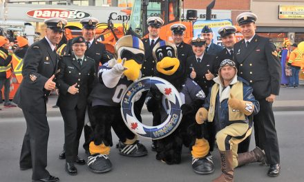 HMCS Winnipeg visits namesake