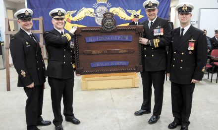 Clearance divers feted with Theatre Honours