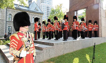Ottawa recognizes Army units with Freedom of the City