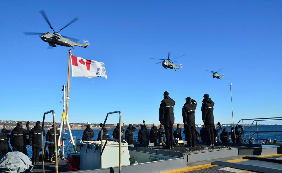Atlantic Sea Kings make last flight by 423 Maritime Helicopter Squadron
