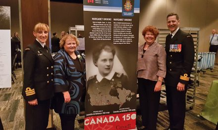 Connecting a future ship to the past