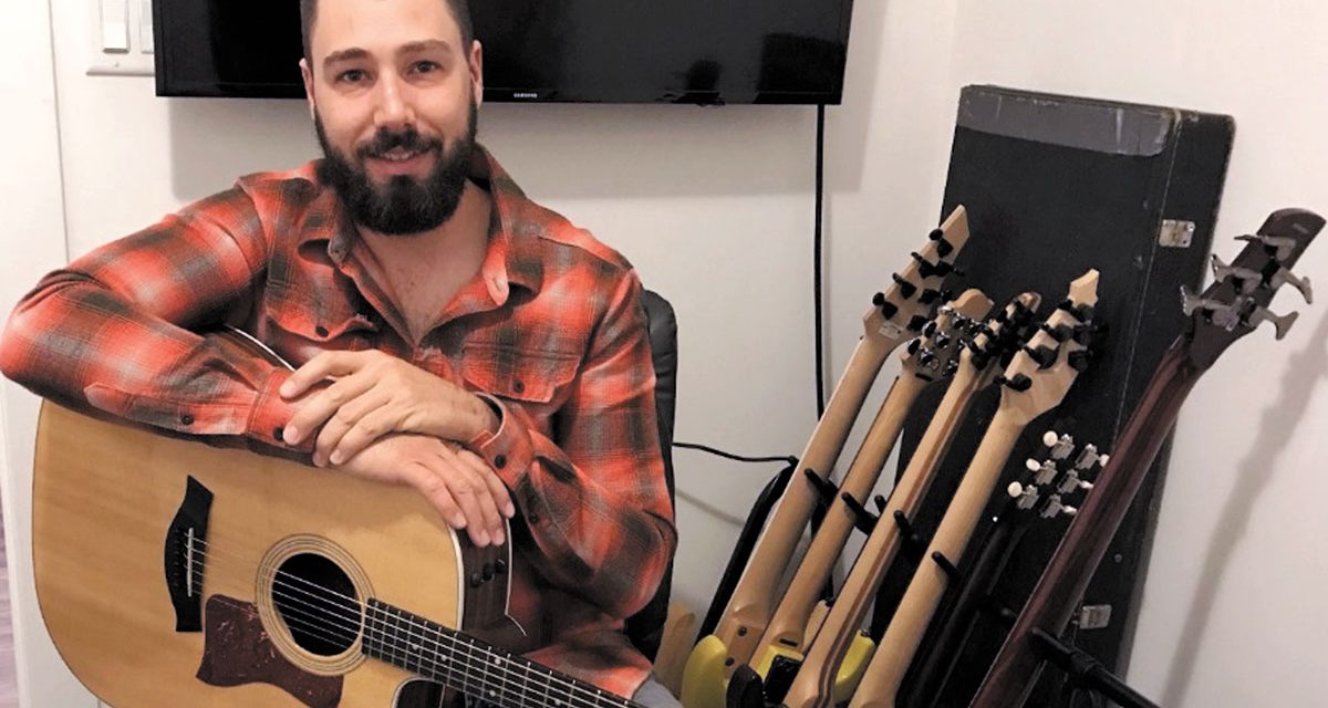 Sailor gives the gift of music