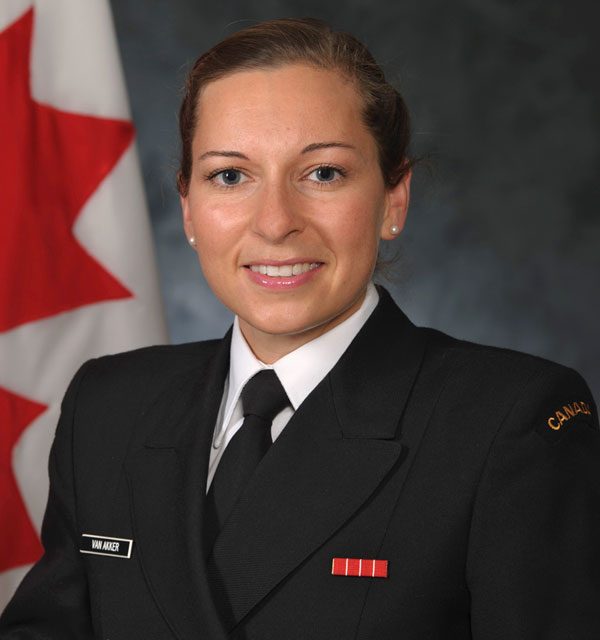 Sailor profile: Lt(N) Kay van Akker