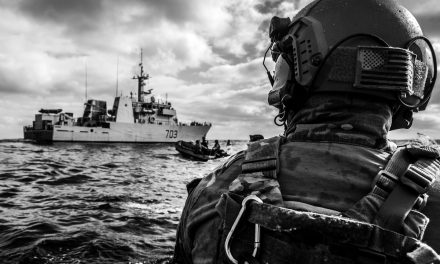 HMCS Edmonton makes drug bust