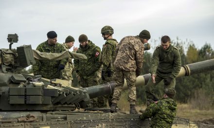 RCN sailors get taste of army life while on Operation Unifier