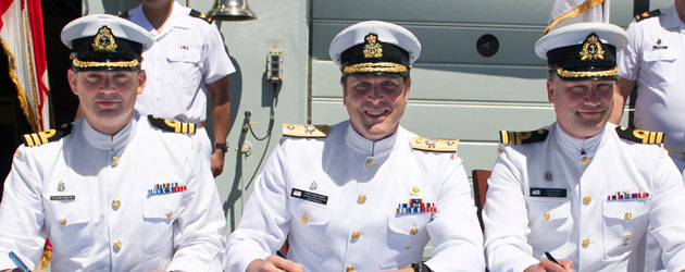 In Photos: HMCS Calgary Change of Command ceremony