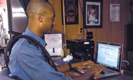 HMCS Regina goes wireless at sea