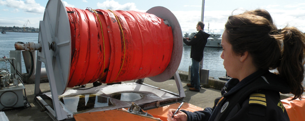 In Photos: Spill response training in Esquimalt Harbour