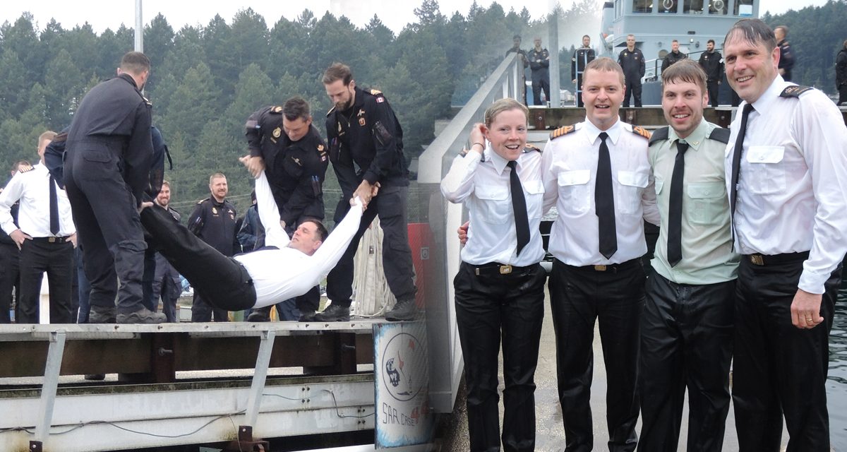 Commodore takes the plunge for charity