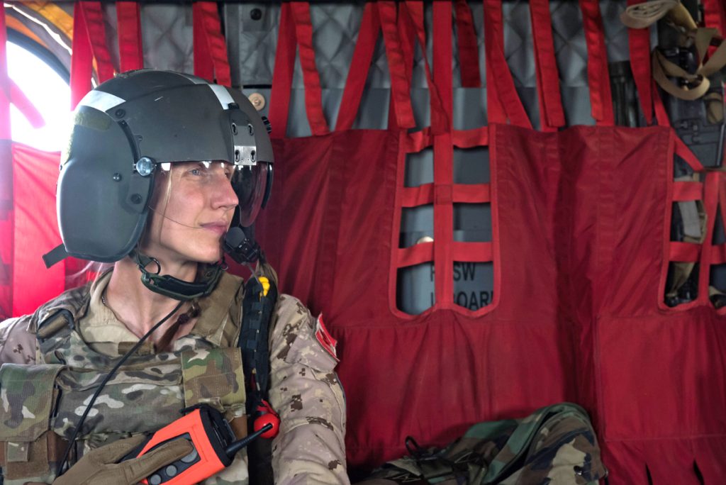 Above: Lt(N) Jennifer Loye during a Task Force Mali Forward Aeromedical Training in the vicinity of Gao to keep their skills sharp while deployed on Operation Presence. Canadian Armed Forces photo.