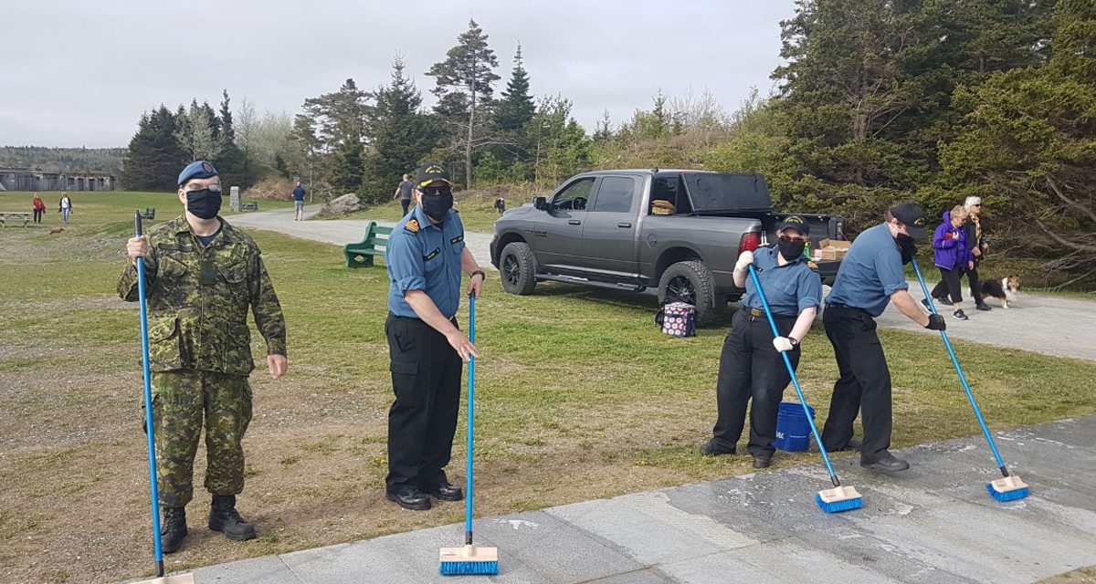 HMCS Halifax visits Bonaventure Memorial for spring cleanup