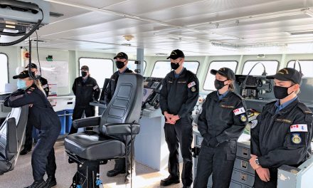 Naval Reservists take to the sea