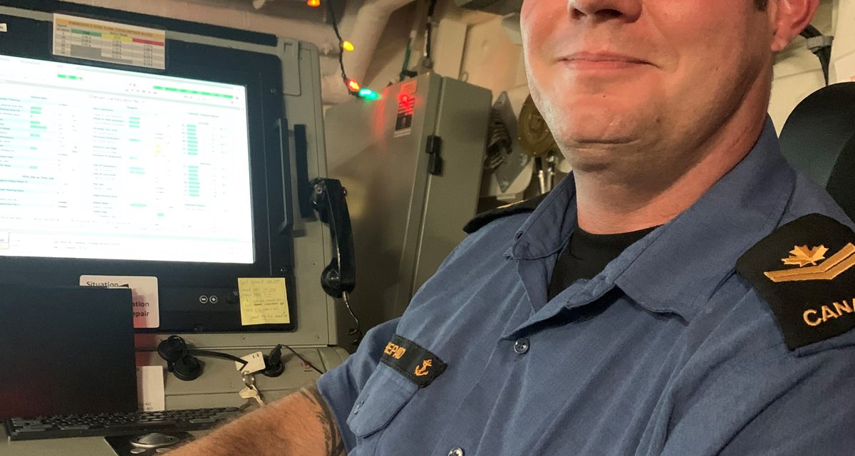 Sailor achieves Marine Technician milestone