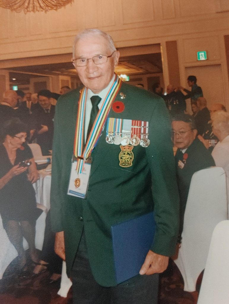 PO1 (Retired) Victor Flett