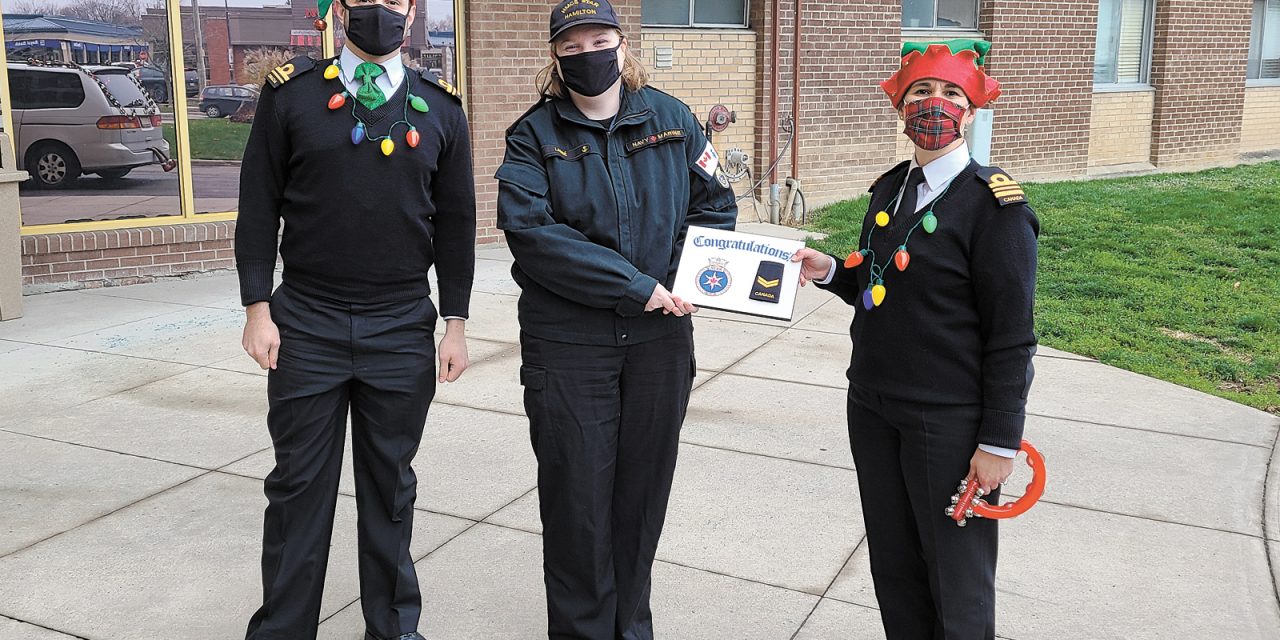 HMCS Star delivers duff and boosts morale this Holiday Season