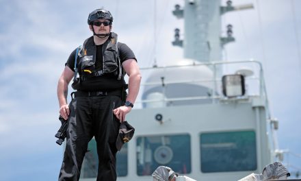 Life of a boatswain deployed in the eastern Pacific Ocean