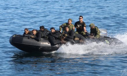 A joint operation training Patrol Pathfinder candidates