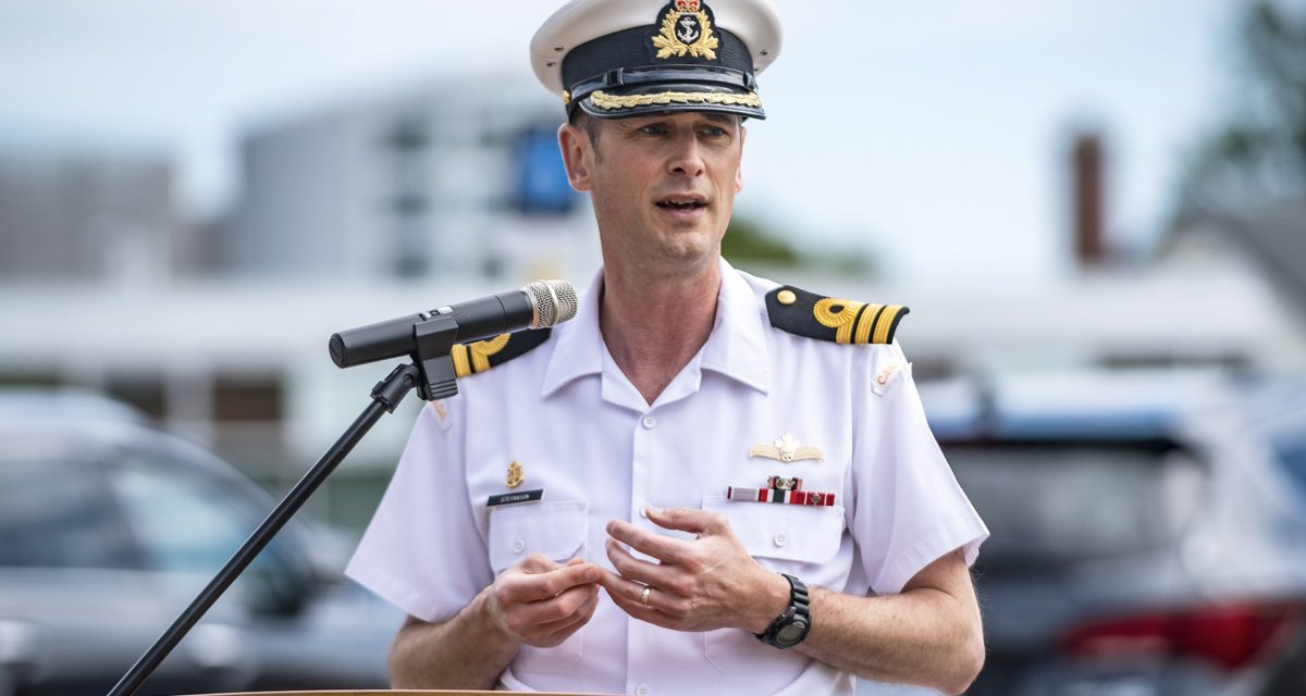 Le GPIM accueille le commandant du nouveau NCSM Venture