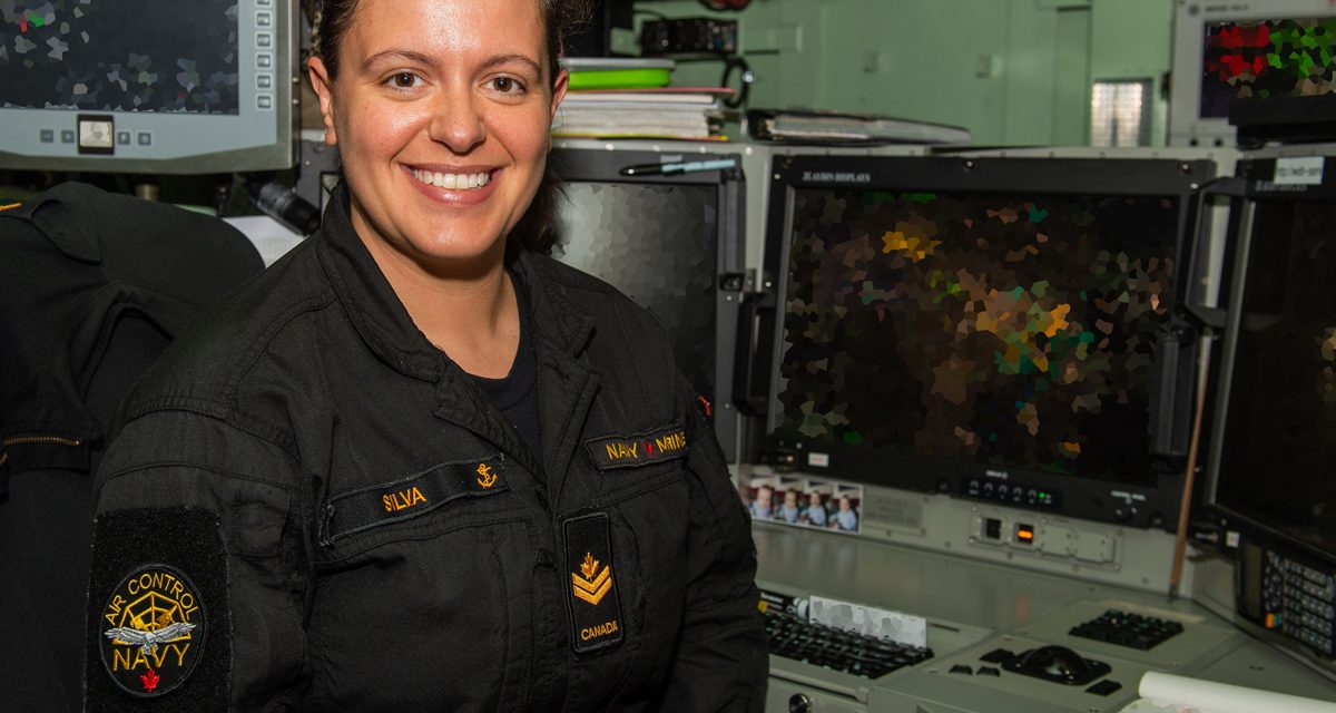 Sonar Operator Reaches 1000 Hours of Aircraft Control Time