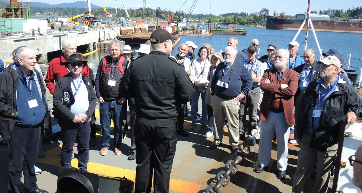 Veteran reservists refresh knowledge during base tour