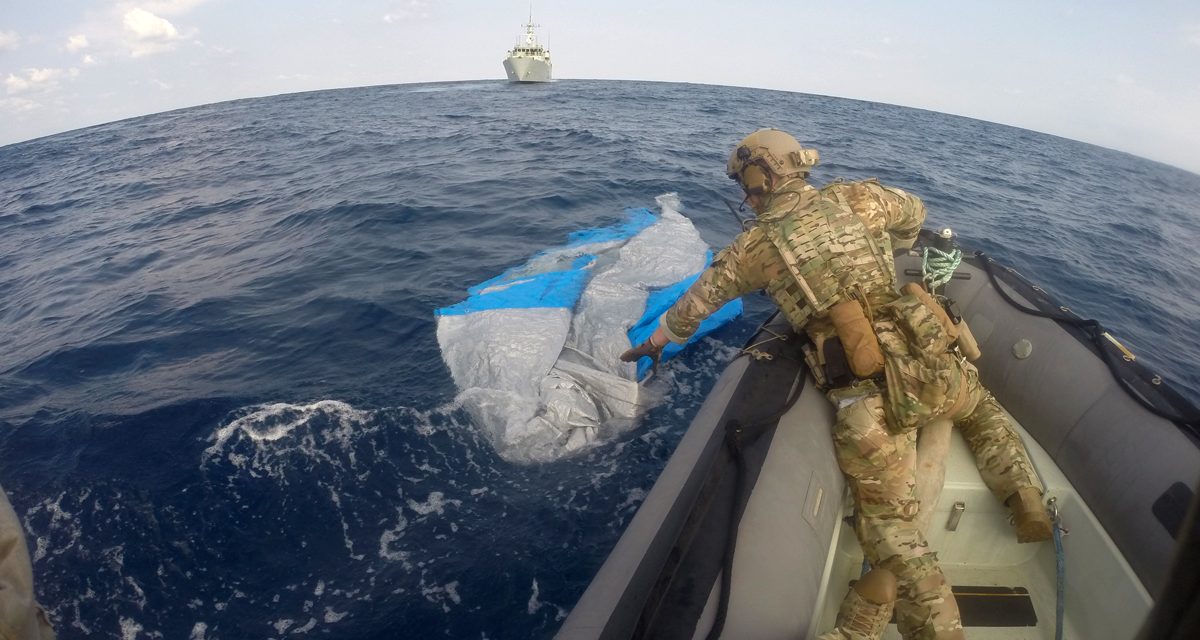 Le NCSM Edmonton brille pendant l’opération Caribbe