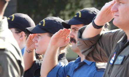 Le NCSM Edmonton joint l’utile à l’agréable lors de l’opération Caribbe