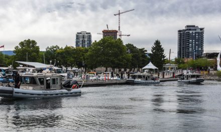 La marine fait voyager ses bateaux dans le cadre de la tournée de présentation de l’équipe de sécurité navale
