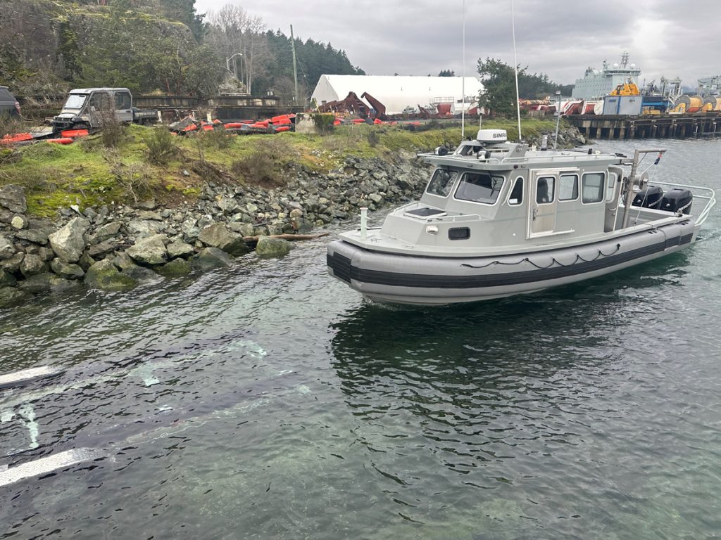 One of four Outboard Engine Diver Boats of Fleet Diving Unit (Pacific) located at the D Jetty. Photo: FDU(P)