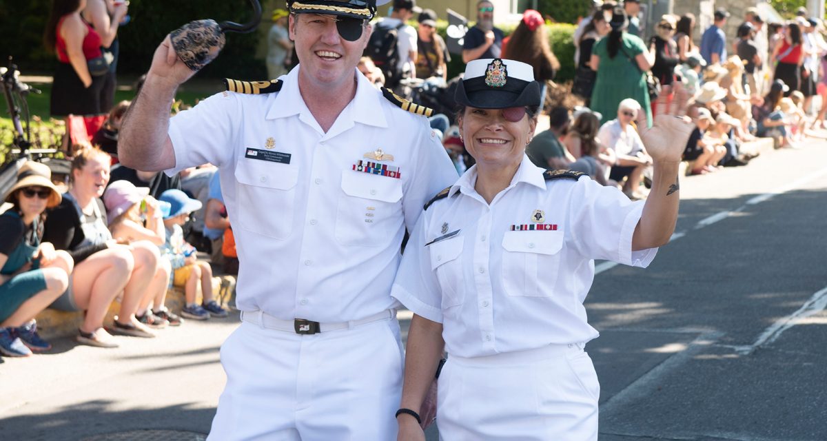 Un plaisir de cape et d’épée à Esquimalt Buccaneer Days