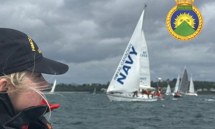 HMCS <em>Malahat</em> on station for windy start to 79th Swiftsure Yacht Race