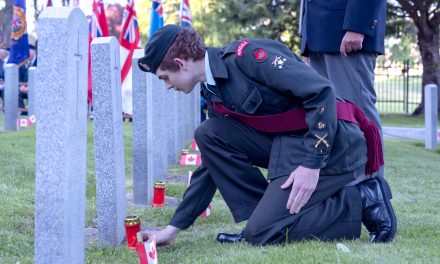 La communauté souligne le centenaire de la Force aérienne