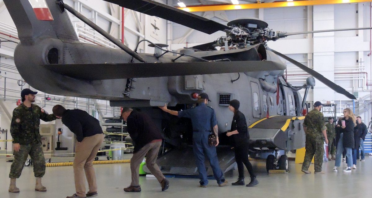 La famille au 443e Escadron d’hélicoptères maritimes