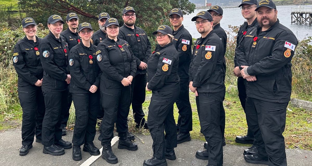 Le QG FMAR(P) du renseignement naval intégré au détachement TRINITY Esquimalt